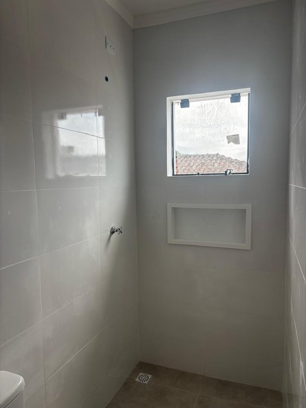 🏡 Sobrado Individual à Venda – Massaguaçu - Caraguatatuba - 