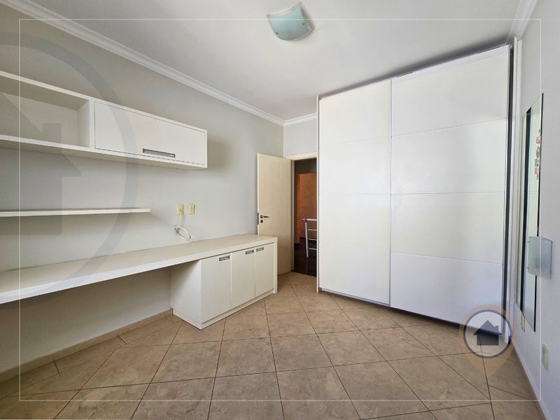 SOBRADO À VENDA | 212 M² | 3 DORM | 3 BANHEIROS | 4 VAGAS | JD FLOR DA MONTANHA – GRU/SP! Rua Formosa Guarulhos - 