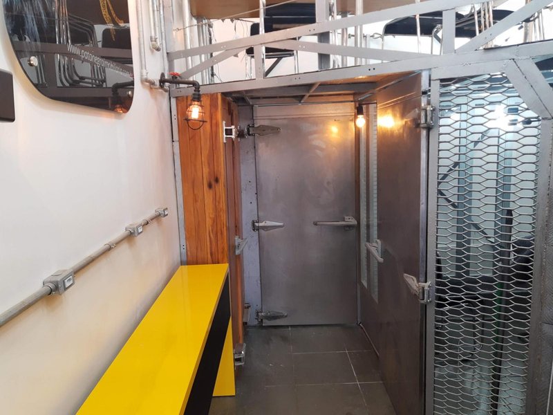 Loja em Cotia no Jardim da Glória 38m² 01 vaga Avenida João Paulo Ablas Cotia - 