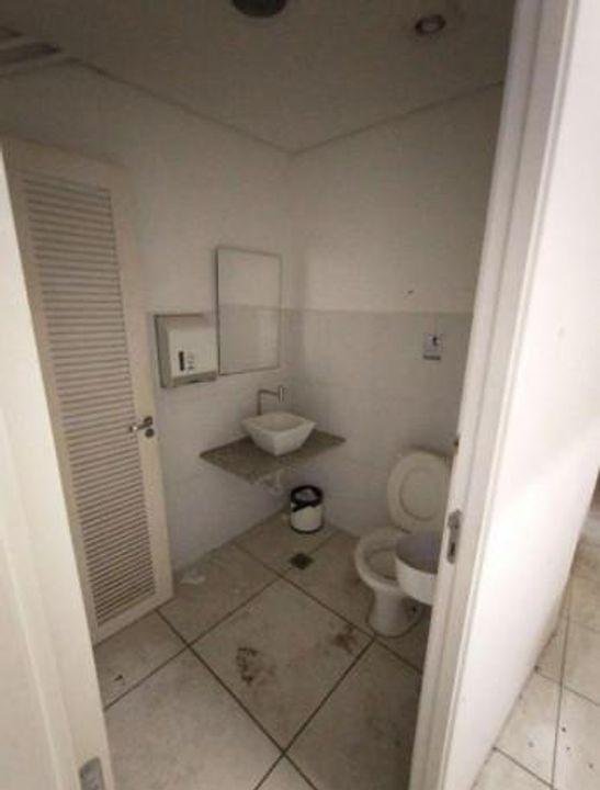 Prédio Comercial no Cambuci 1650m² Rua Barão de Jaguara São Paulo - 
