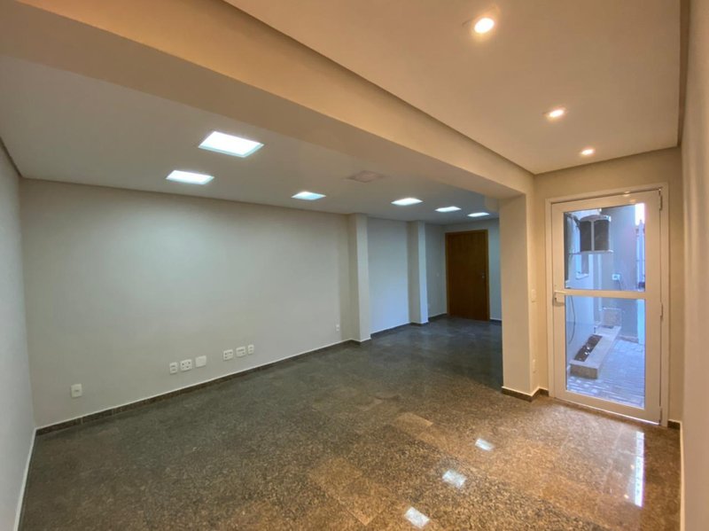Prédio Comercial em Mauá - Jd Pilar 270m² 03 vagas Rua Benedito Augusto do Nascimento Mauá - 