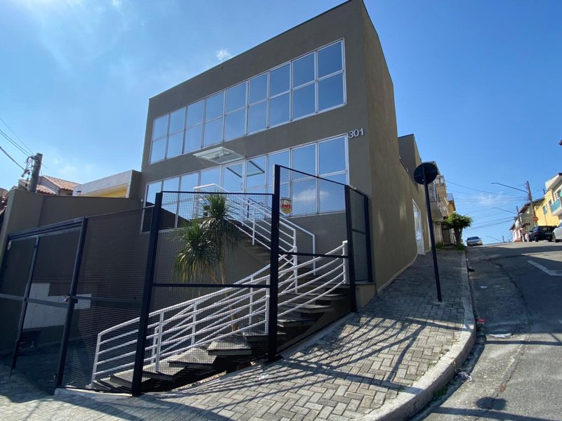 Prédio Comercial em Mauá - Jd Pilar 270m² 03 vagas Rua Benedito Augusto do Nascimento Mauá - 