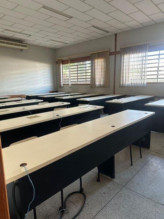 Prédio em Boituva 5400m² área 50000m² Rodovia Vicente Palma Boituva - 