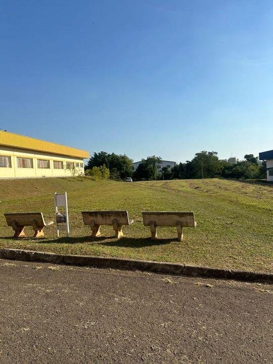 Prédio em Boituva 5400m² área 50000m² Rodovia Vicente Palma Boituva - 