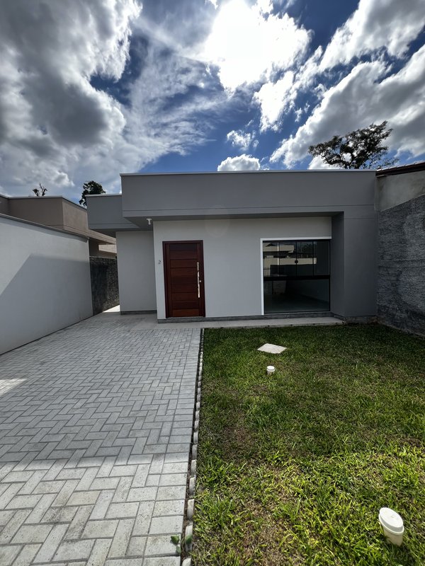 Casa 2 quartos sendo uma suíte - RIO DOS CEDROS - 
