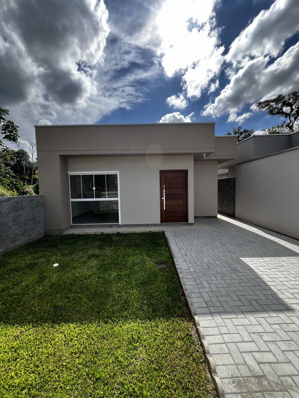 Casa 2 quartos sendo uma suíte - RIO DOS CEDROS - 