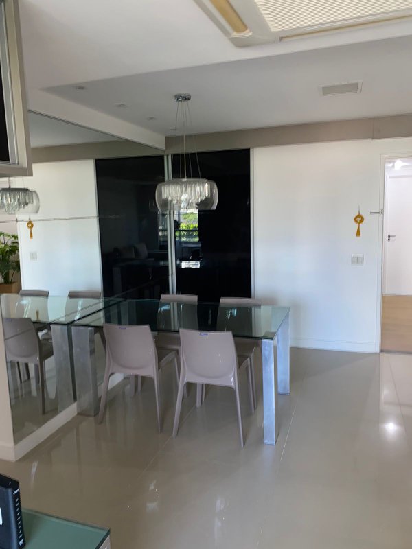 3 quartos 1 suíte 69m², 2 vagas, lazer completo em Boa Viagem Rua Ana Camelo da Silva Recife - 