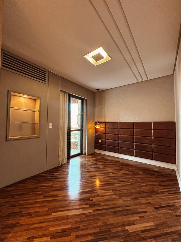 Apartamento com 4 Suítes no Condomínio Edifício Bonaire - São José dos Campos - 