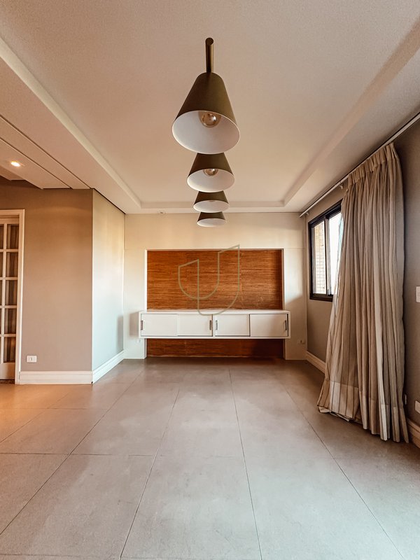 Apartamento com 4 Suítes no Condomínio Edifício Bonaire - São José dos Campos - 