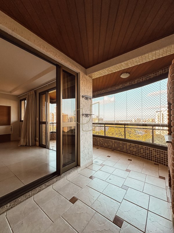 Apartamento com 4 Suítes no Condomínio Edifício Bonaire - São José dos Campos - 
