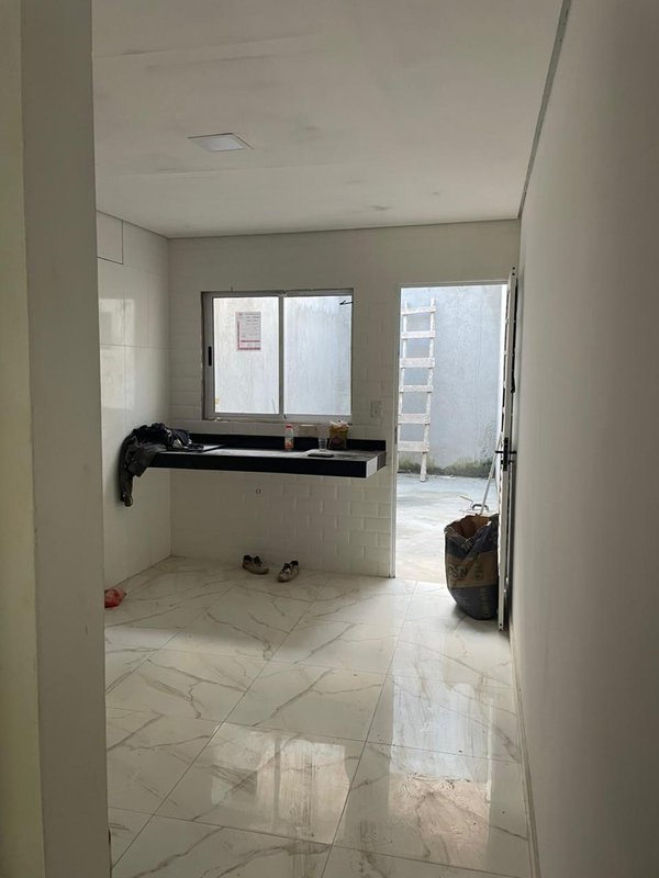 CASA IMPECÁVEL NO SANTO ANTÔNIO (em obra) !!! - Franco da Rocha - 