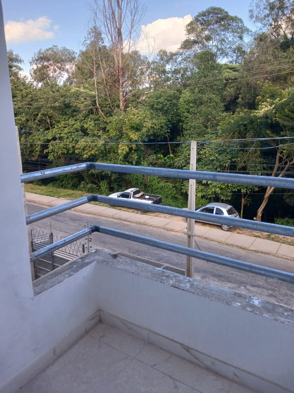 CASA IMPECÁVEL NO SANTO ANTÔNIO (em obra) !!! - Franco da Rocha - 