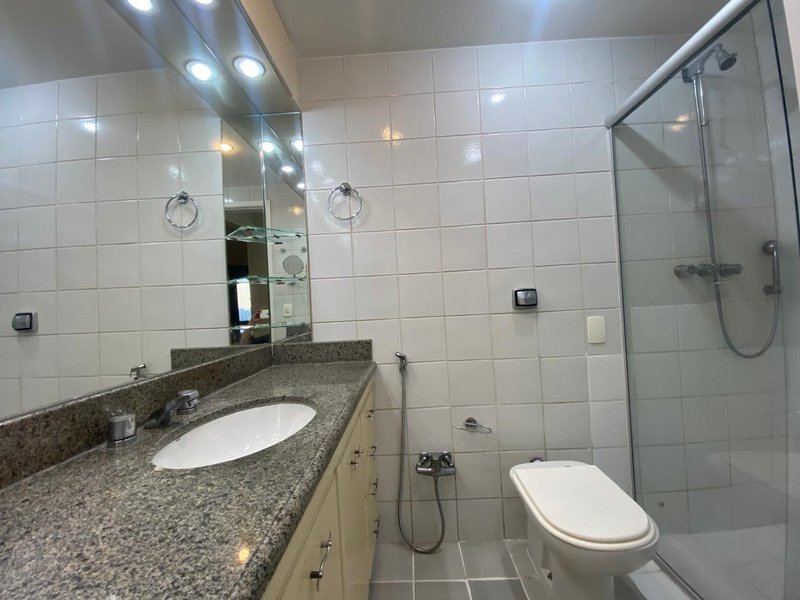 Apartamento 125m² Vila Mariana 03 dorm 01 vaga Avenida Conselheiro Rodrigues Alves São Paulo - 