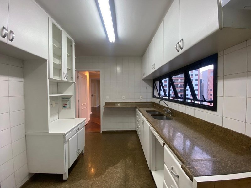 Apartamento 125m² Vila Mariana 03 dorm 01 vaga Avenida Conselheiro Rodrigues Alves São Paulo - 