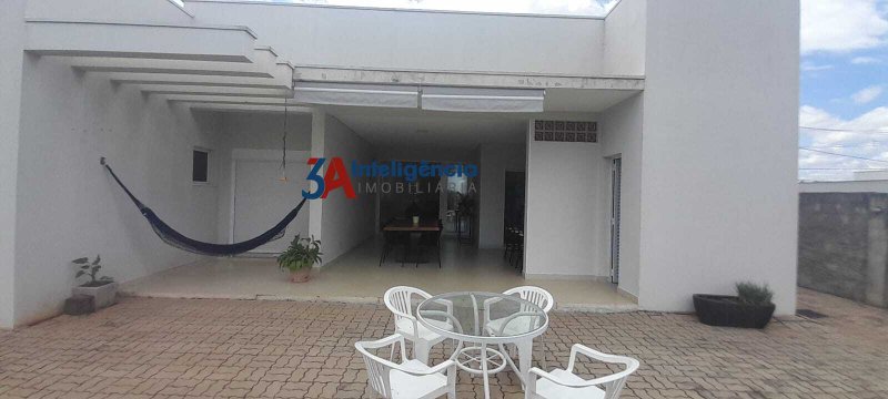 CASA RESIDENCIAL SOLAR DO BOSQUE – SOROCABA Laura Maielo Kook 3550 quadra J lote 07 Sorocaba - 