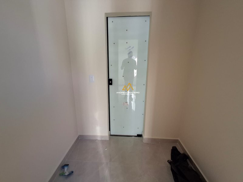 Casa à venda com 3 dormitórios, 99 m² por apenas R$ 560.000,00 - Ubatiba - Maricá/RJ - Maricá - 