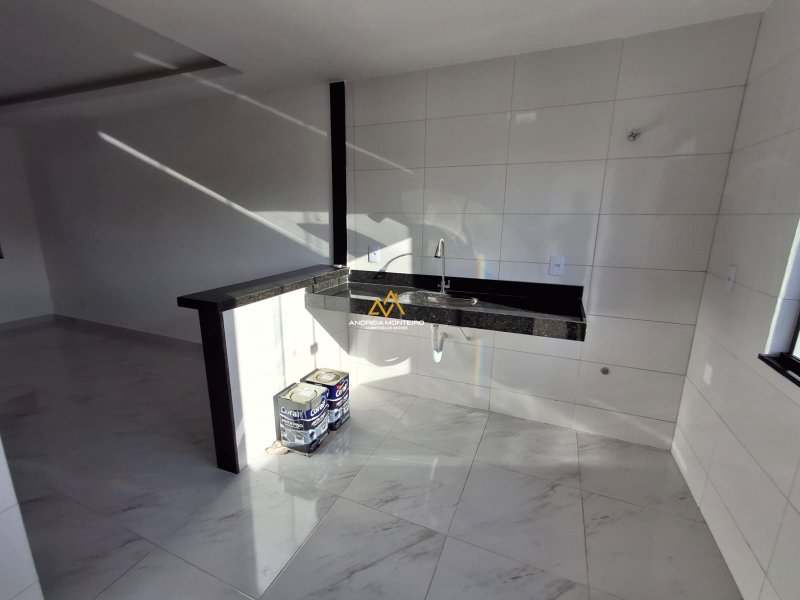 Casa com 2 dormitórios à venda, 79,69 m² - Ubatiba - Maricá/RJ - R$450.000,00 Rod. Ver.eador Oldemar Guedes Figueiredo Maricá - 