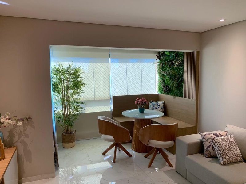 Apartamento à venda com 4 quartos sendo 2 suites, 130m² área útil por R$ 1.050.000,00 Rua Professor Ageu Magalhães Recife - 