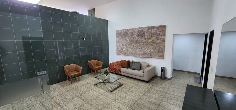 Apartamento à venda com 4 quartos sendo 2 suites, 130m² área útil por R$ 1.050.000,00 Rua Professor Ageu Magalhães Recife - 