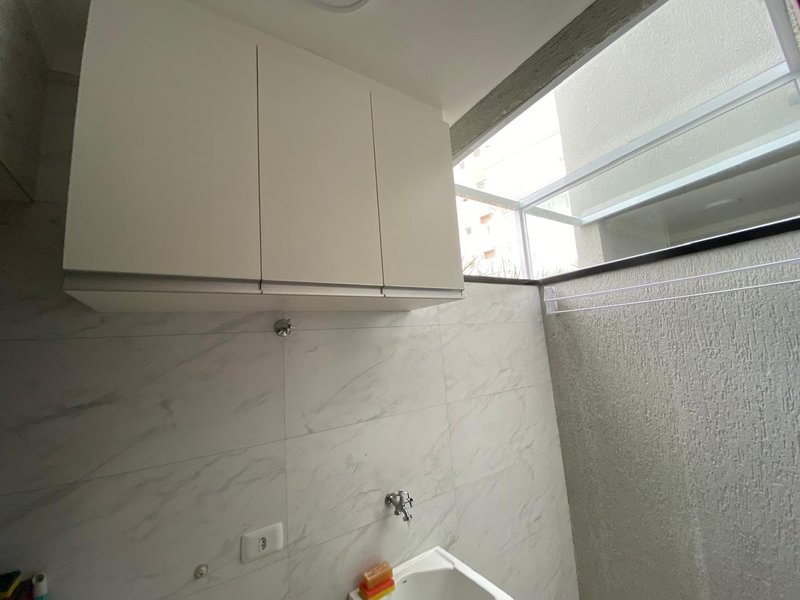 Apartamento no Carrão 2 dormitórios pronto para morar próximo ao metrô Rua Xiririca São Paulo - 