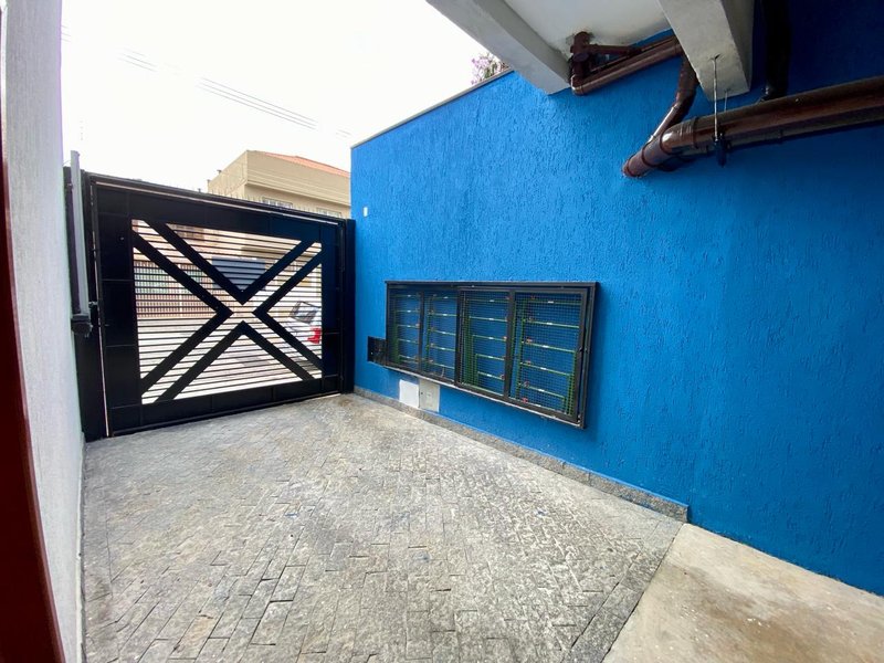 Apartamento no Carrão 2 dormitórios pronto para morar próximo ao metrô Rua Xiririca São Paulo - 