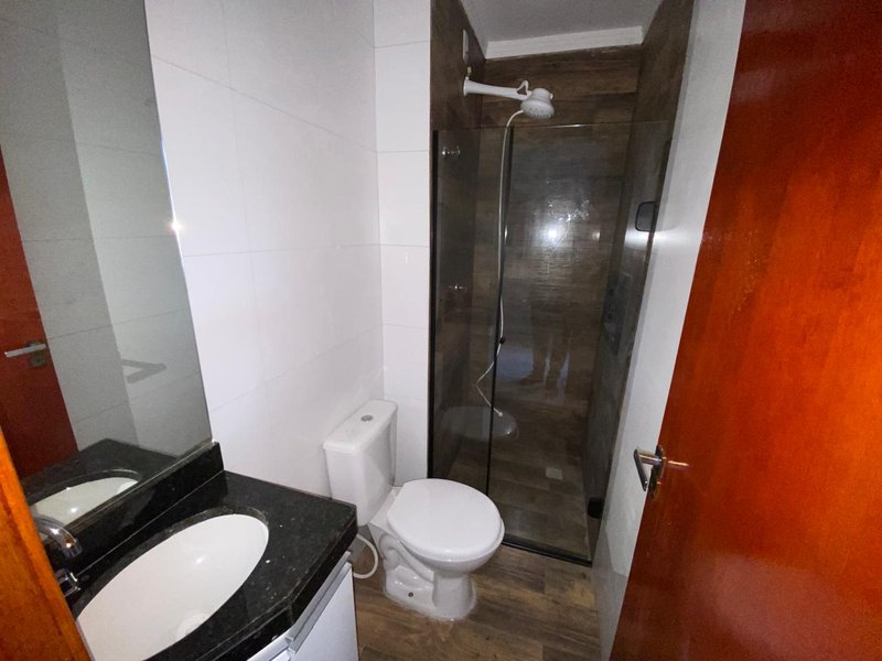 Apartamento no Carrão 2 dormitórios pronto para morar próximo ao metrô Rua Xiririca São Paulo - 