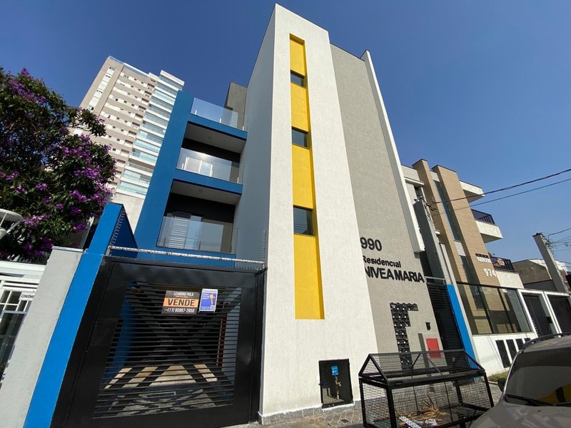 Apartamento no Carrão 2 dormitórios pronto para morar próximo ao metrô Rua Xiririca São Paulo - 