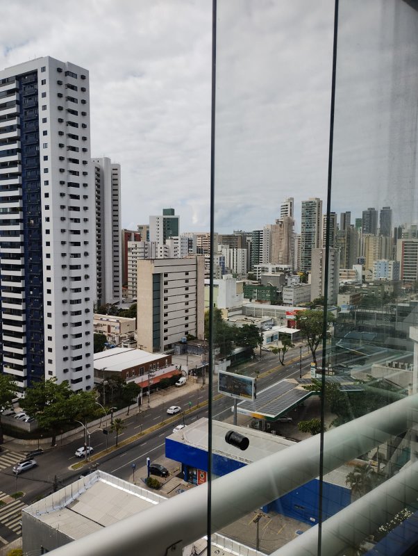 Apartamento à venda com 3 quartos sendo 3 suites, 130m² área útil por R$ 925.000,00 Rua Professor Eduardo Wanderley Filho Recife - 