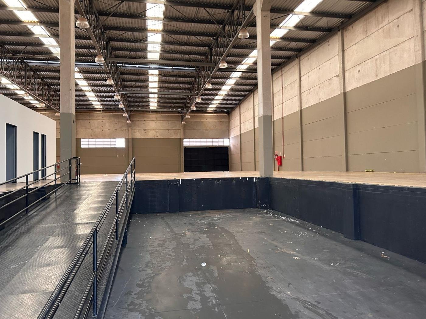 Prédio Inteiro à venda, 3200m² - Foto 3