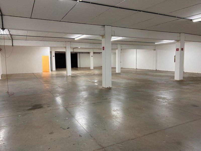 Galpão em Bauru 3200 m² Avenida Inácio Conceição Vieira Bauru - 