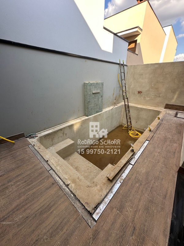 🏡 Casa no condominio Ypes 3 em Tatui! com 2 suítes espaçosas e uma Piscina! - Tatuí - 