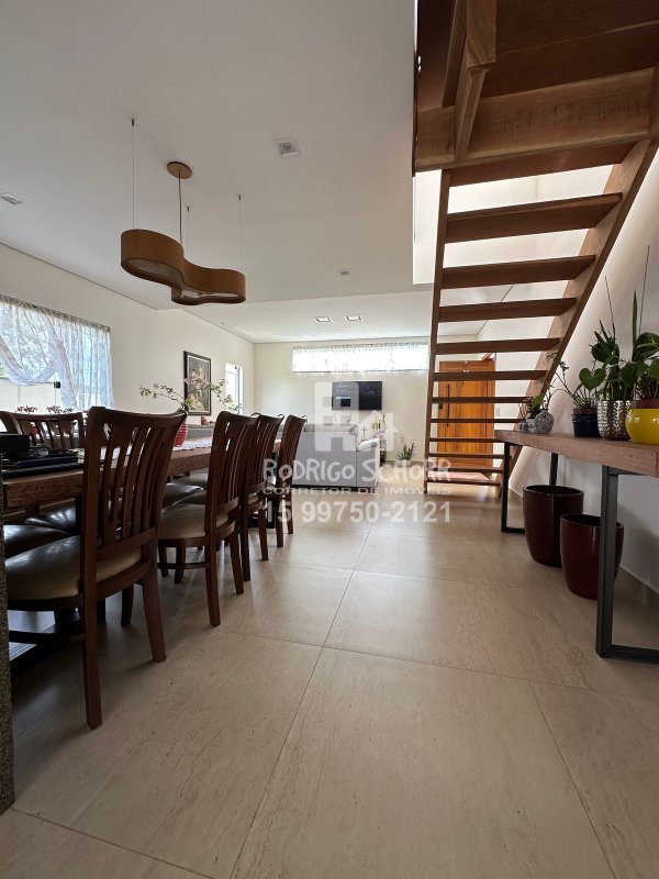 🏡 Casa no condominio esplanada em Tatui! com 4 quartos (sendo 1 suíte espaçosa)! - Tatuí - 