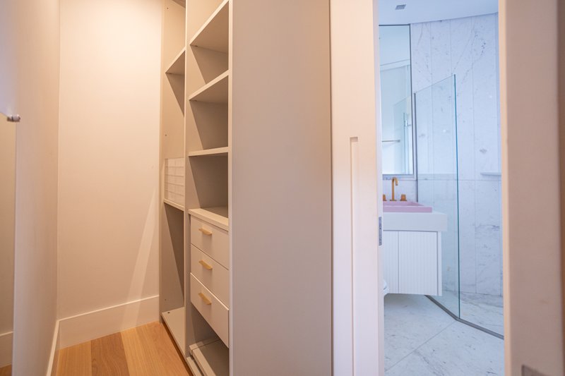 Residencial Alphaville 10 - Mobiliada - Barueri - 