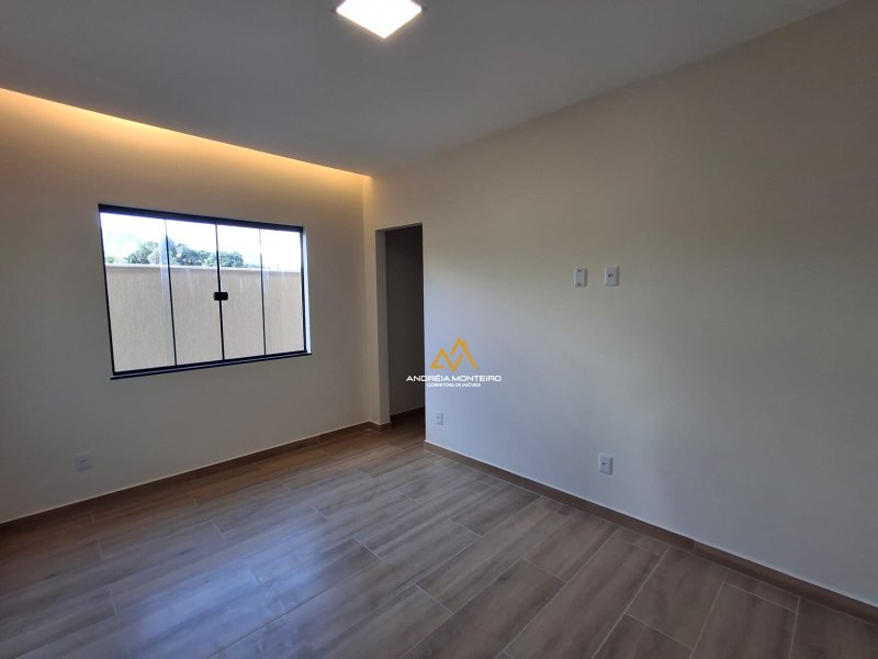 Casa com 3 dormitórios à venda, 112 m² - Ubatiba - Maricá/RJ - R$620.000,00  Rodovia Vereador Oldemar Guedes Figueiredo Maricá - 