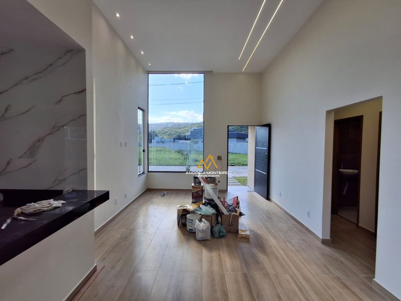 Casa com 3 dormitórios à venda, 112 m² - Ubatiba - Maricá/RJ - R$620.000,00  Rodovia Vereador Oldemar Guedes Figueiredo Maricá - 