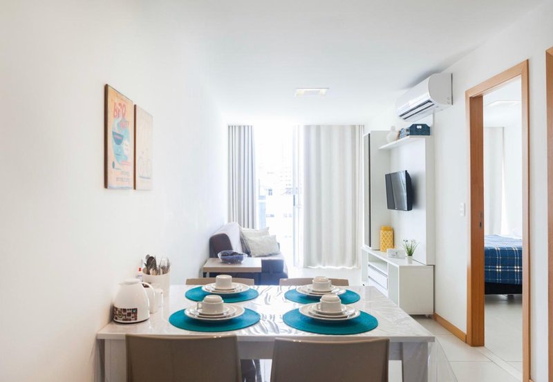APARTAMENTO NASCENTE QUARTO SALA VARANDA GARAGEM À VENDA NA BARRA PORTEIRA FECHADA! Farol da Barra Salvador - 