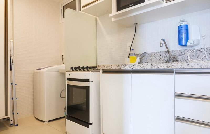 APARTAMENTO NASCENTE QUARTO SALA VARANDA GARAGEM À VENDA NA BARRA PORTEIRA FECHADA! Farol da Barra Salvador - 