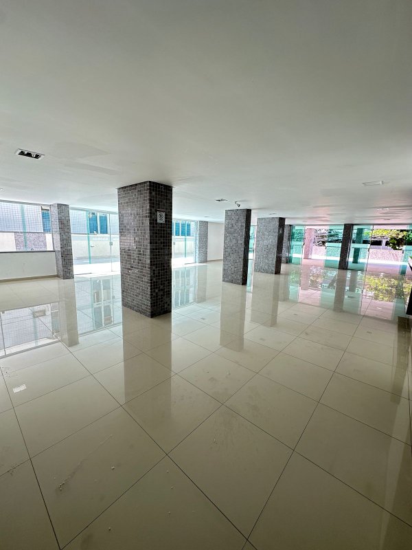 Apartamento à venda com 3 quartos sendo uma suíte, 154m² área útil por R$ 1.280.000,00 Rua Setúbal Recife - 