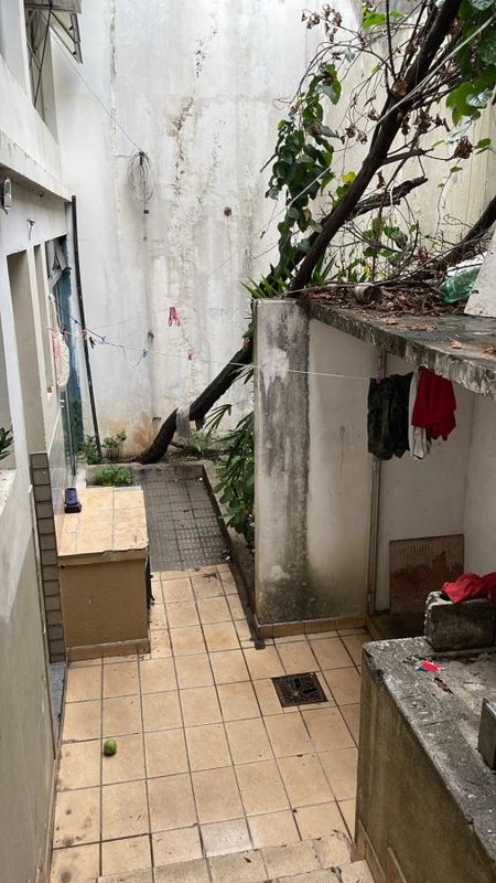 Loja no Cambuci com 600m² Avenida Lins de Vasconcelos São Paulo - 