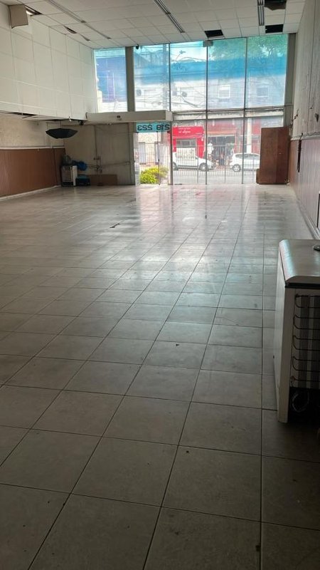 Loja no Cambuci com 600m² Avenida Lins de Vasconcelos São Paulo - 