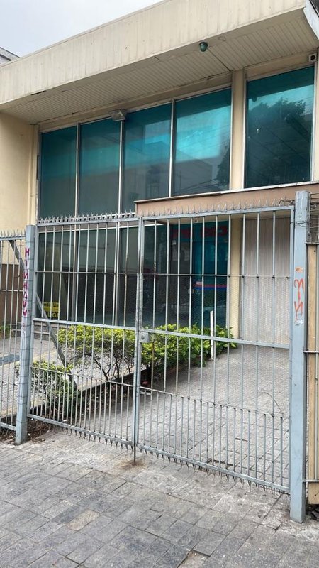 Loja no Cambuci com 600m² Avenida Lins de Vasconcelos São Paulo - 