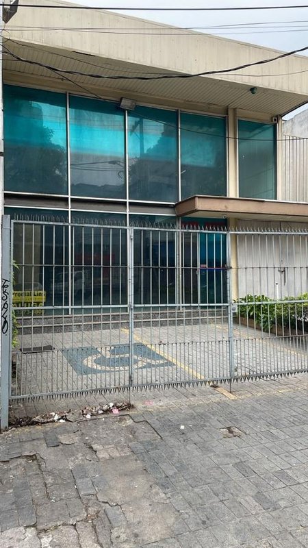 Loja no Cambuci com 600m² Avenida Lins de Vasconcelos São Paulo - 
