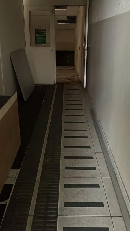 Loja no Cambuci com 600m² Avenida Lins de Vasconcelos São Paulo - 