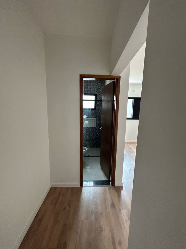 Casa Térrea com Suíte e Espaço Gourmet Próxima ao Centro - Mogi das Cruzes - 