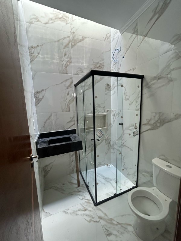 Casa Térrea com Suíte e Espaço Gourmet Próxima ao Centro - Mogi das Cruzes - 