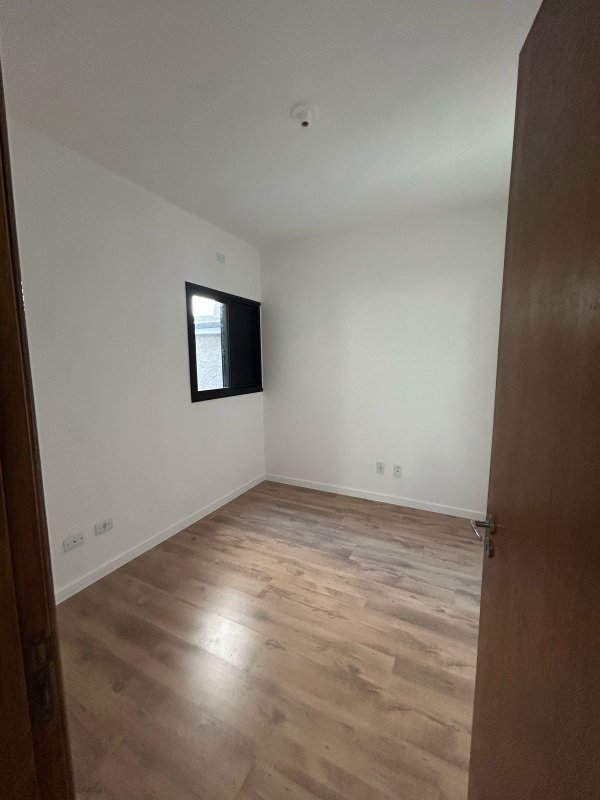 Casa Térrea com Suíte e Espaço Gourmet Próxima ao Centro - Mogi das Cruzes - 