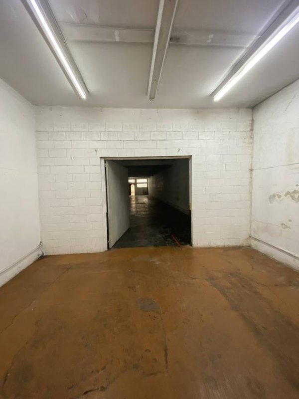 Imóvel Comercial com 501m² na Lapa Rua Faustolo São Paulo - 