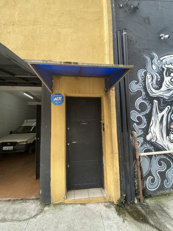 Imóvel Comercial com 501m² na Lapa Rua Faustolo São Paulo - 