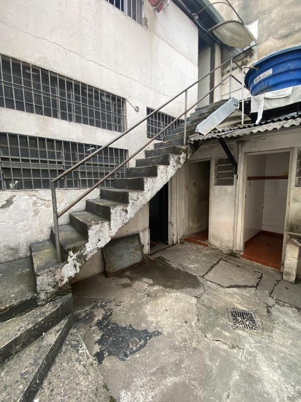 Imóvel Comercial com 501m² na Lapa Rua Faustolo São Paulo - 