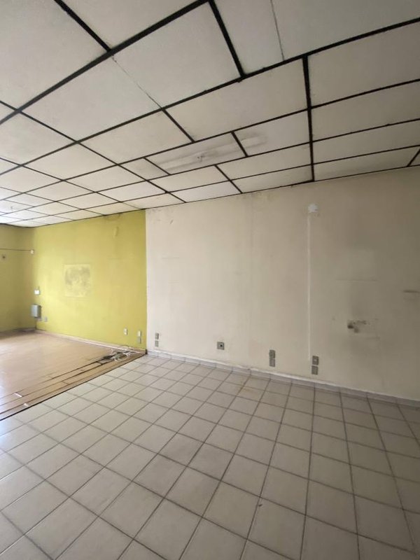Imóvel Comercial com 501m² na Lapa Rua Faustolo São Paulo - 